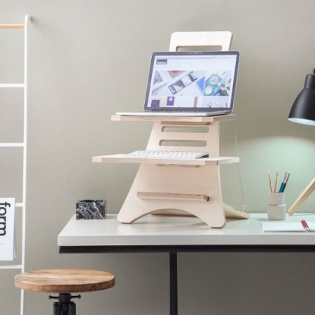 designmood_holzperfektion_posture_homeoffice_produktivitt_interieurdesign_wellbeing_standingdesk_nobackpain_sustainable_sustainableliving_healthandwellness